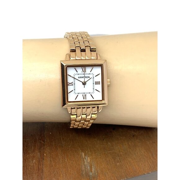 Armitron Women\'s Watch 75/5831RG Quartz Mother of Pearl Dial Rose Gold Steel